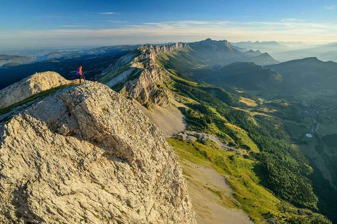 Vercors Plateau: France’s Majestic Natural Fortress Carved by Time and Resistance